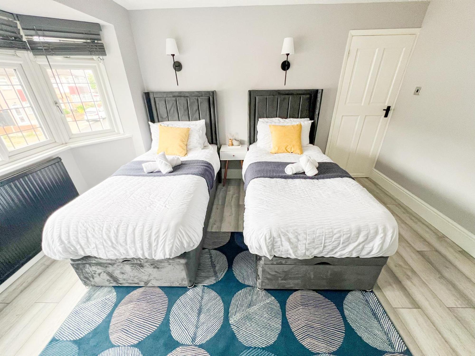 Beautiful Newly Renovated House In Rainham Essex Villa Eksteriør billede